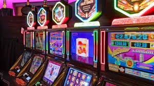 dewa200 situs platform interface showing football sportsbook, live casino, and slots offerings