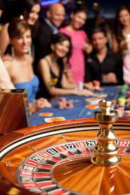 dewa200 situs app interface on mobile phone displaying football sportsbook markets